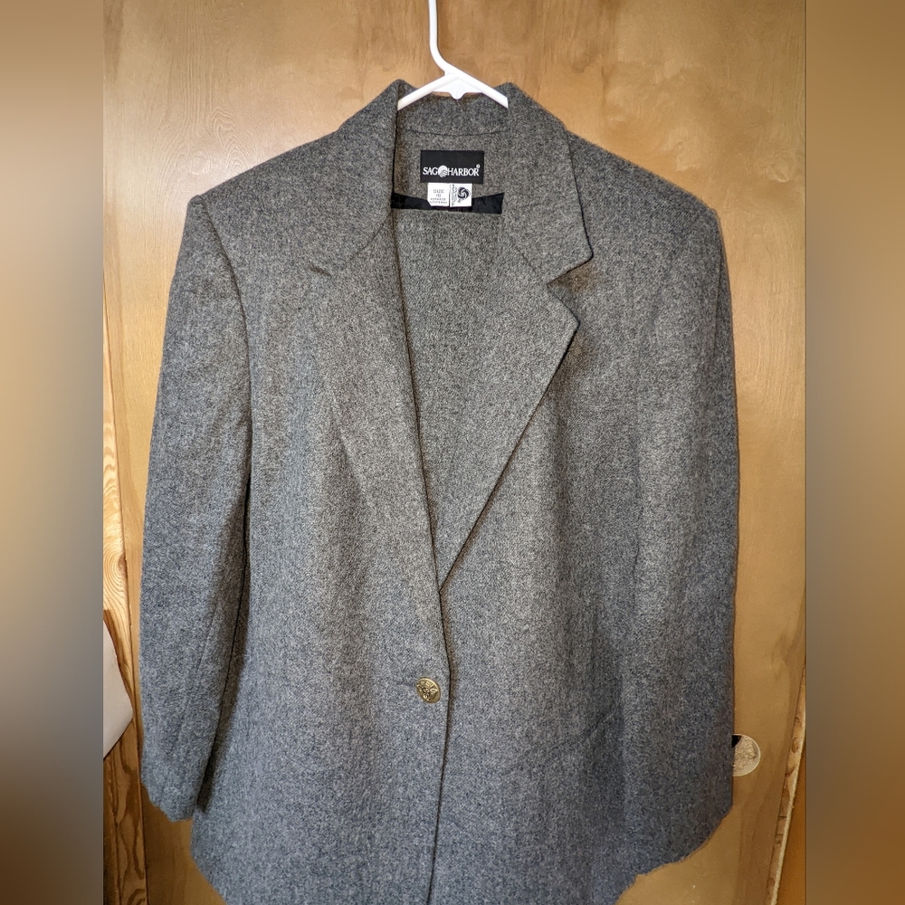 Wool pant suit- grey Size 18